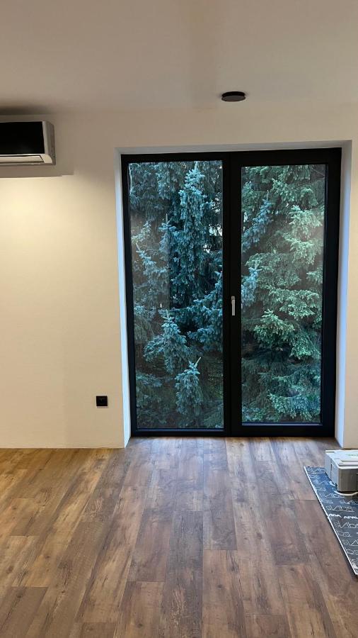 Kamel Club Restaurace A Penzion أولوموك المظهر الخارجي الصورة